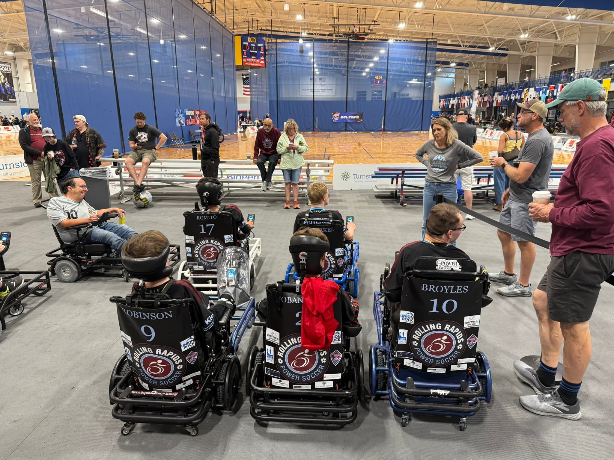 Rolling Rapids team and families between games at Nationals